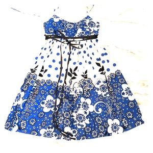 NWT Babydoll Floral Sundress